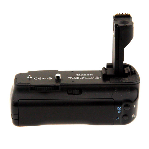EOS 30D 8.2 MP Digital SLR Camera Body w/BG-E2N Grip - Pre-Owned Image 1