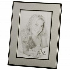 Engravable Picture Frame 5 x 7 - Silver Image 0
