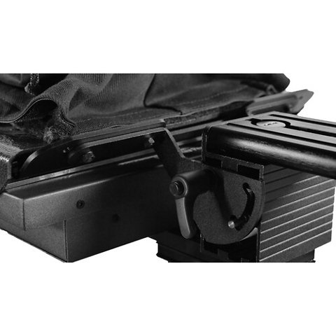 Flex Plus 17 in. Trapezoidal Teleprompter with 17 in. Reversing Monitor Image 9