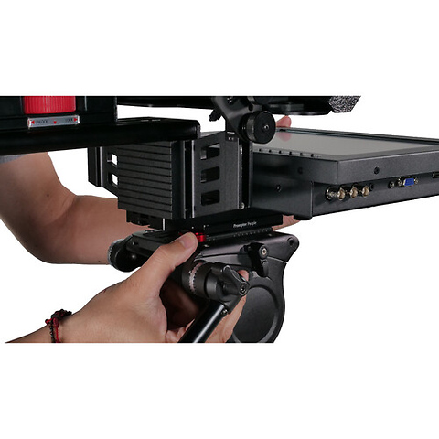 Proline Plus 15 in. Teleprompter with 15 in. Reversing Monitor Image 8