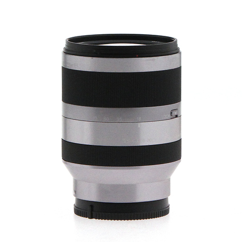18-200mm f/3.5-6.3 Lens (Silver) - Pre-Owned Image 0