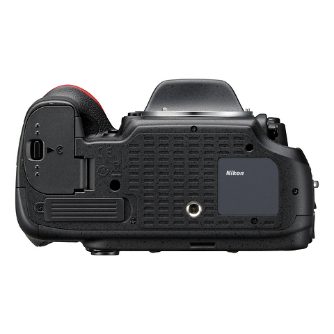 D610 Digital SLR Camera with 50mm f/1.8 Lens Kit Image 5