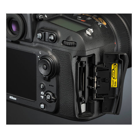 D810 Digital SLR Camera Body (Open Box) Image 6