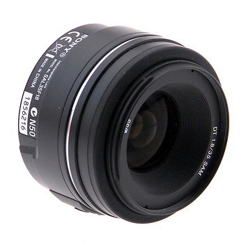 DT 35mm f/1.8 SAM Lens - Open Box