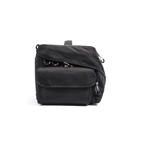 Stratus 15 Shoulder Bag (Black) Image 5