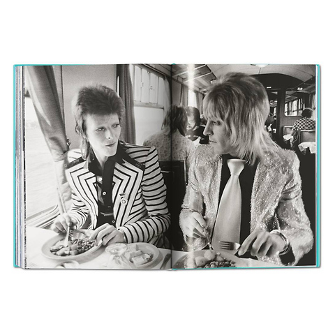 Mick Rock: The Rise of David Bowie, 1972-1973 - Hardcover Book Image 7