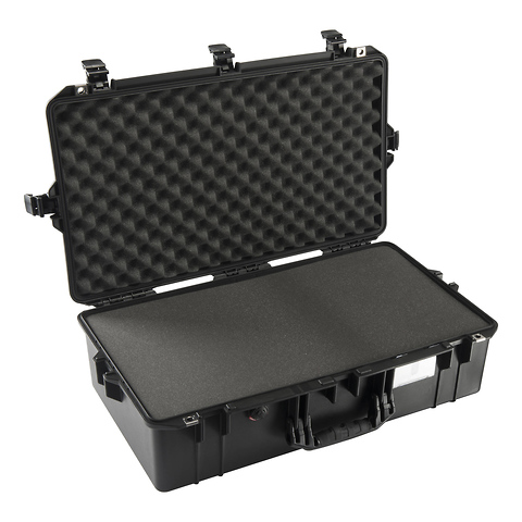 1605Air Carry-On Case (Black, with Pick-N-Pluck Foam) Image 0
