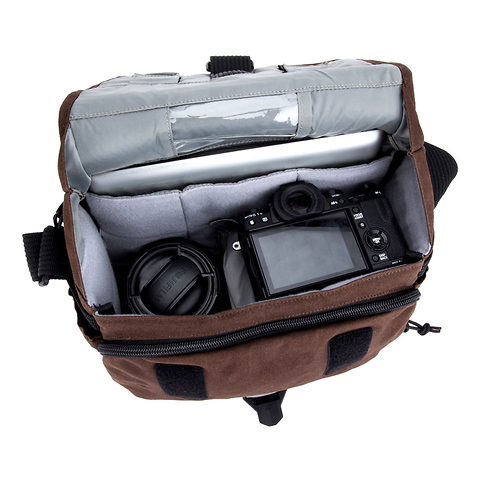 Apache 6.2 Series Camera Bag (Waxed Canvas, Chocolate Brown) Image 5