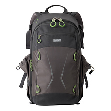 TrailScape 18L Backpack (Charcoal) Image 0