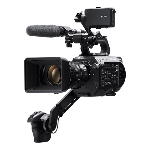 PXW-FS7M2 4K XDCAM Super 35 Camcorder Kit with 18-110mm Zoom Lens Image 4