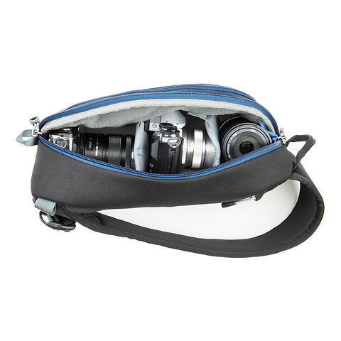 TurnStyle 5 V2.0 Sling Camera Bag (Blue Indigo) Image 5