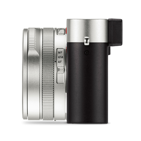 D-LUX 7 Digital Camera (Silver) Image 4