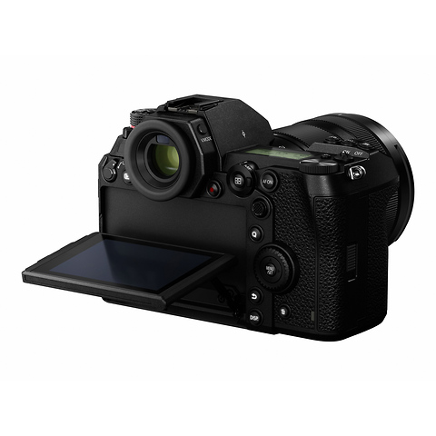 Lumix DC-S1 Mirrorless Digital Camera with 24-105mm Lens Kit (Black) Image 7