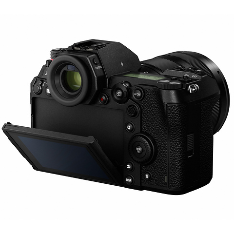 Lumix DC-S1R Mirrorless Digital Camera with 24-105mm Lens Kit (Black) Image 6