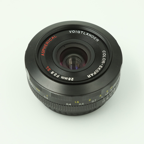 28mm f/2.8 Color-Skopar Lens (Canon EF Mount) - Pre-Owned Image 1