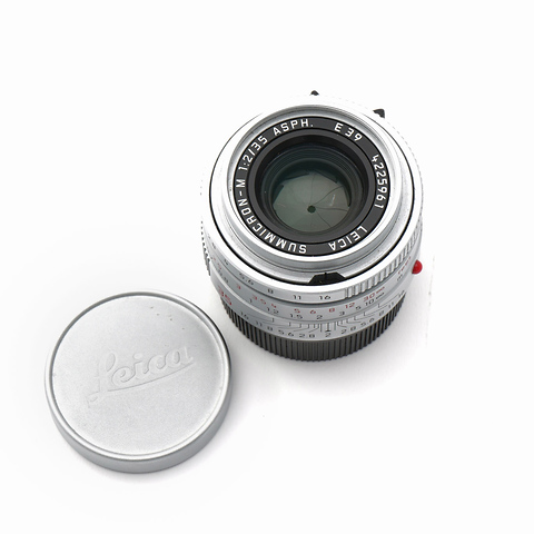 35mm f/2.0 6 Bit M ASPH Lens - Pre-Owned Image 0
