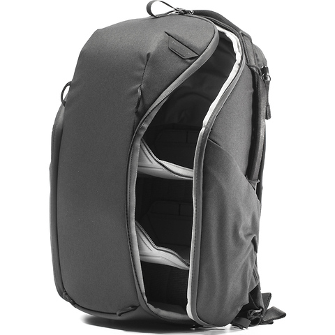 Everyday Backpack Zip (15L, Black) Image 3