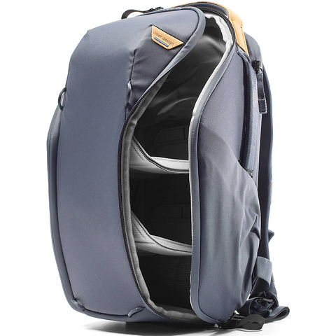 Everyday Backpack Zip (15L, Midnight) Image 3