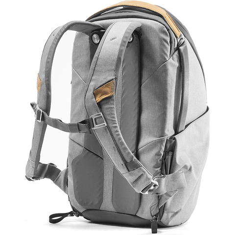 Everyday Backpack Zip (20L, Ash) Image 4