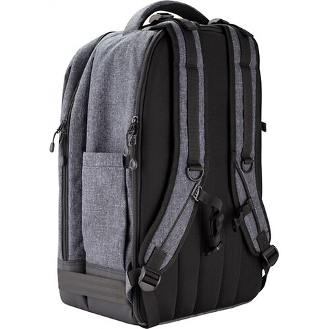 FJ200 Strobe 1-Light Backpack Kit with FJ-X2m Wireless Trigger and Rapid Box Switch Octa-S Image 12