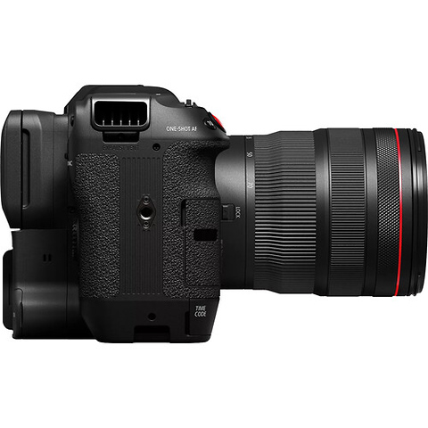 EOS C70 Cinema Camera with RF 24-70mm f/2.8 Lens Image 2