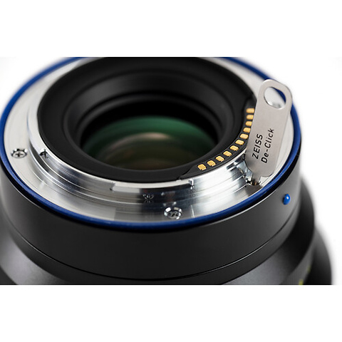 Otus ML 85mm f/1.4 Lens for Canon RF Image 2