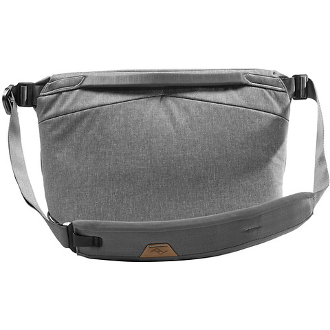 Everyday Sling v2 (Ash, 10L) Image 2