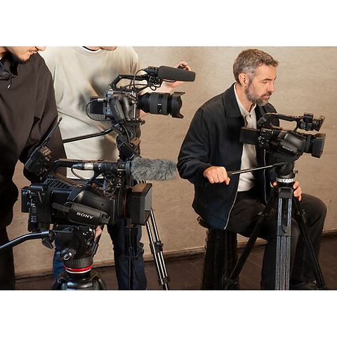 PXW-Z300 3-CMOS XDCAM Camcorder Image 10