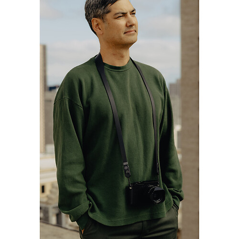 Form Leather Camera Strap (Black, 52.6 in.) Image 1