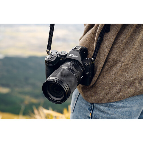 NIKKOR Z 24-105mm f/4-7.1 Lens Image 7