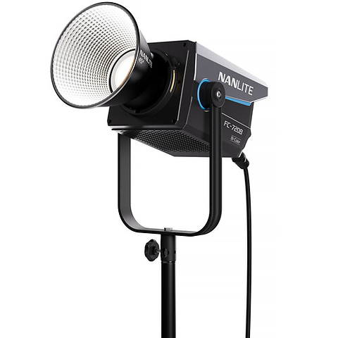 FC720B Bi-Color LED Spotlight Image 5