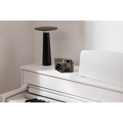 Summicron-M 28mm f/2 ASPH. Lens (Leica M, Safari Green, 2023 Version) Image 5