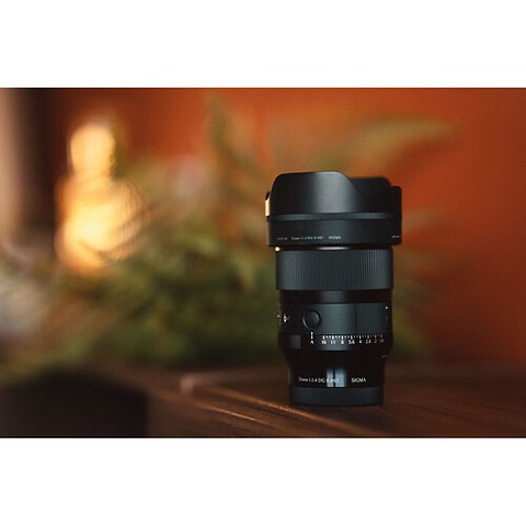 35mm f/1.4 DG II Art Lens for Leica L Image 4