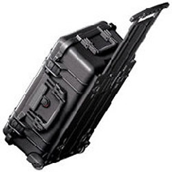 1514 Watertight Hard Case Carry On with Dividers (Black)