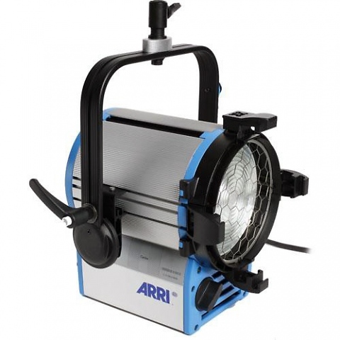 2000W Plus Tungsten Fresnel Light Image 0