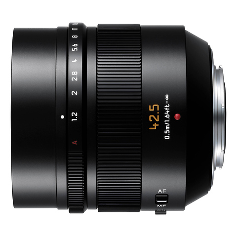 Leica DG Nocticron 42.5mm f/1.2 Power OIS Lens Image 2