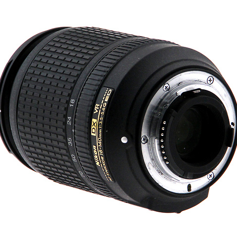 AF-S DX NIKKOR 18-140mm f/3.5-5.6G ED VR Lens (Open Box) Image 2