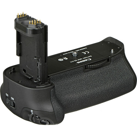 BG-E11 Battery Grip for EOS 5D Mark III, 5DS, 5DS R - Pre-Owned Image 1