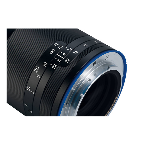 Loxia 85mm f/2.4 Lens for Sony E Mount (Open Box) Image 6