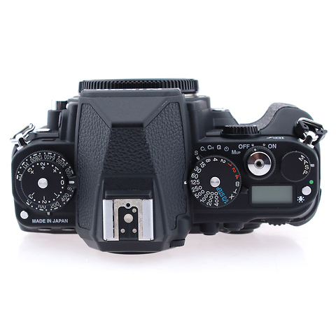 Df Digital SLR Camera Body - Black - Pre-Owned Image 3