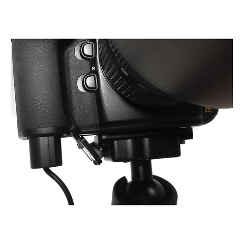 Relay Camera Coupler for Nikon Cameras with EN-EL15 Battery Image 2