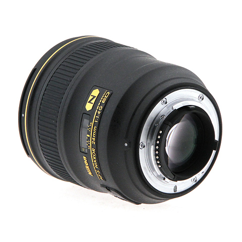 AF-S Nikkor 24mm f/1.4G ED Wide Angle Lens (Open Box) Image 3