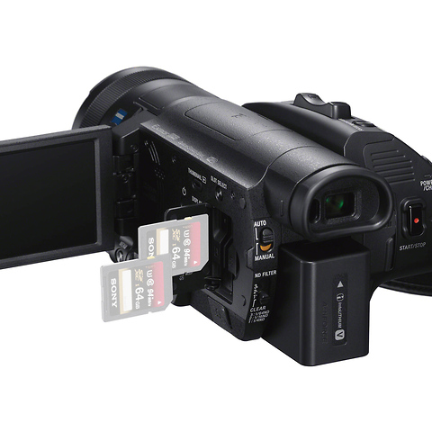 FDR-AX700 4K Camcorder Image 4