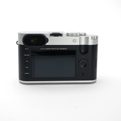 Q (Typ 116) Digital Camera (Silver Anodized) - Open Box Image 2