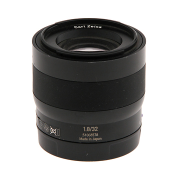 Touit 32mm f/1.8 Lens - Sony E-Mount (Open Box)