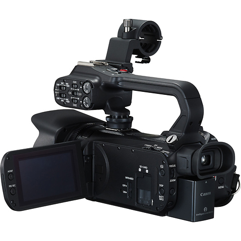 XA45 Professional UHD 4K Camcorder with Canon BP-820 Battery Pack Image 3