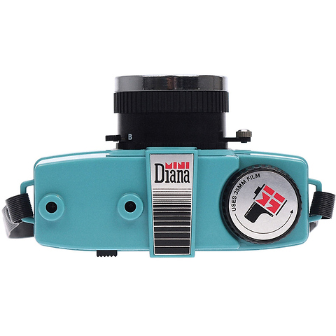 Diana Mini 35mm Camera with Flash Image 4