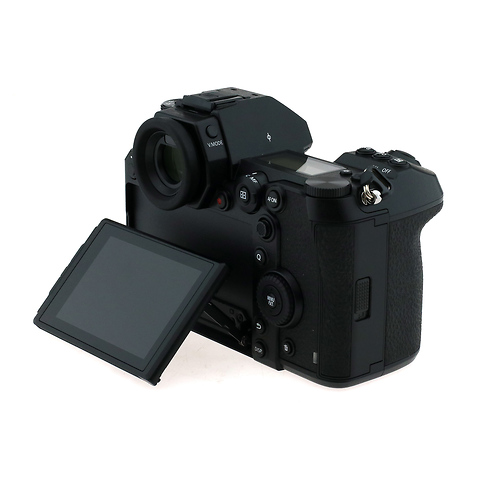 Lumix DC-S1 Mirrorless Digital Camera Body - Black - Open Box Image 2