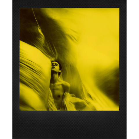 600 Black and Yellow Film (Duochrome Edition, 8 Exposures) Image 3