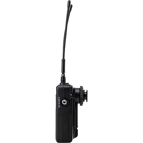 UWMIC9S KIT2 2-Person Camera-Mount Wireless Omni Lavalier Microphone System (514 to 596 MHz) Image 3